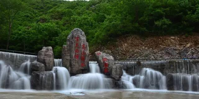 年轻人是应该留在小城市，还是去大城市发展？游戏画面
